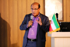 سخنرانی درباره پیشگیری از بیماریهای قلبی عروقی در خانه سلامت شهرداری تهران توسط دکتر اکبر نیک پژوه